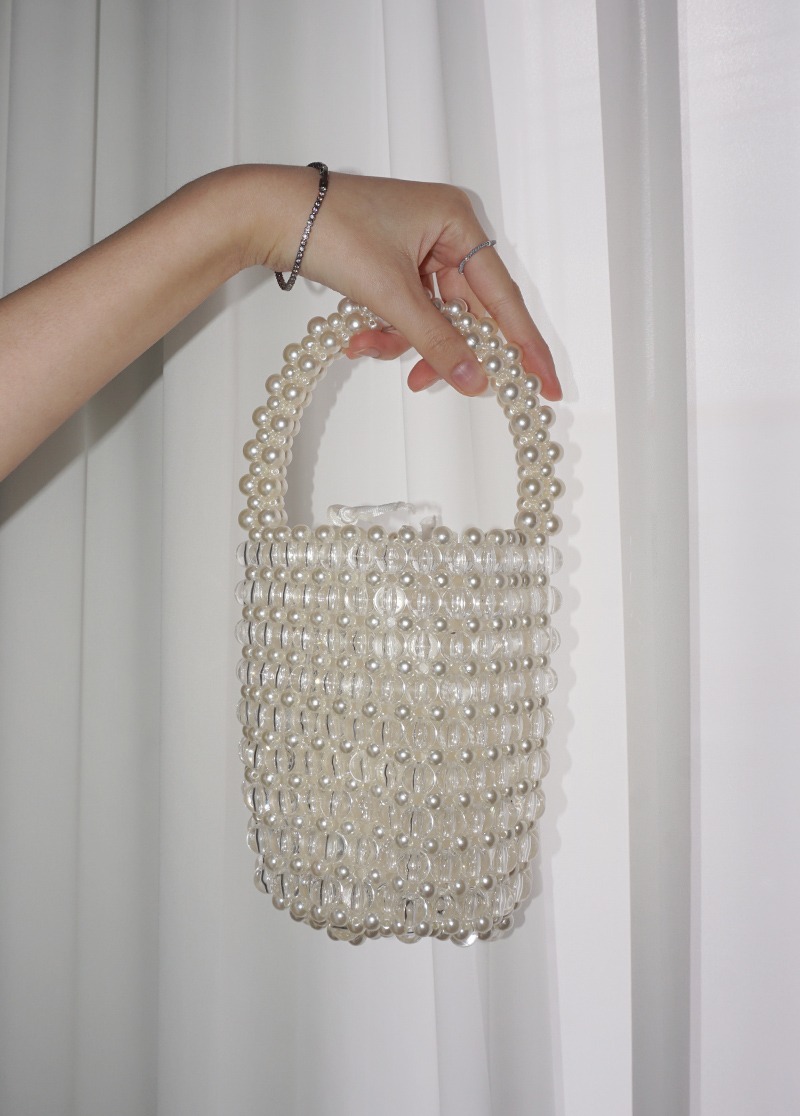 [bag]fake pearl beads hand strap bag/가방/진주비즈가방/스트랩가방/빈티지/미니파우치포함/시선