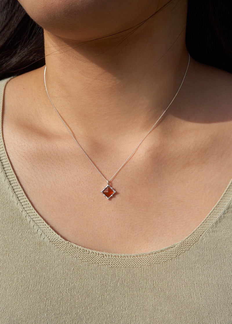 [N563] [silver] red arcade 417 necklace / 미니멀 은 목걸이 시선