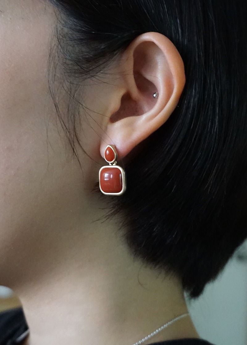 [E608] brown red earring / 포인트 귀걸이 시선