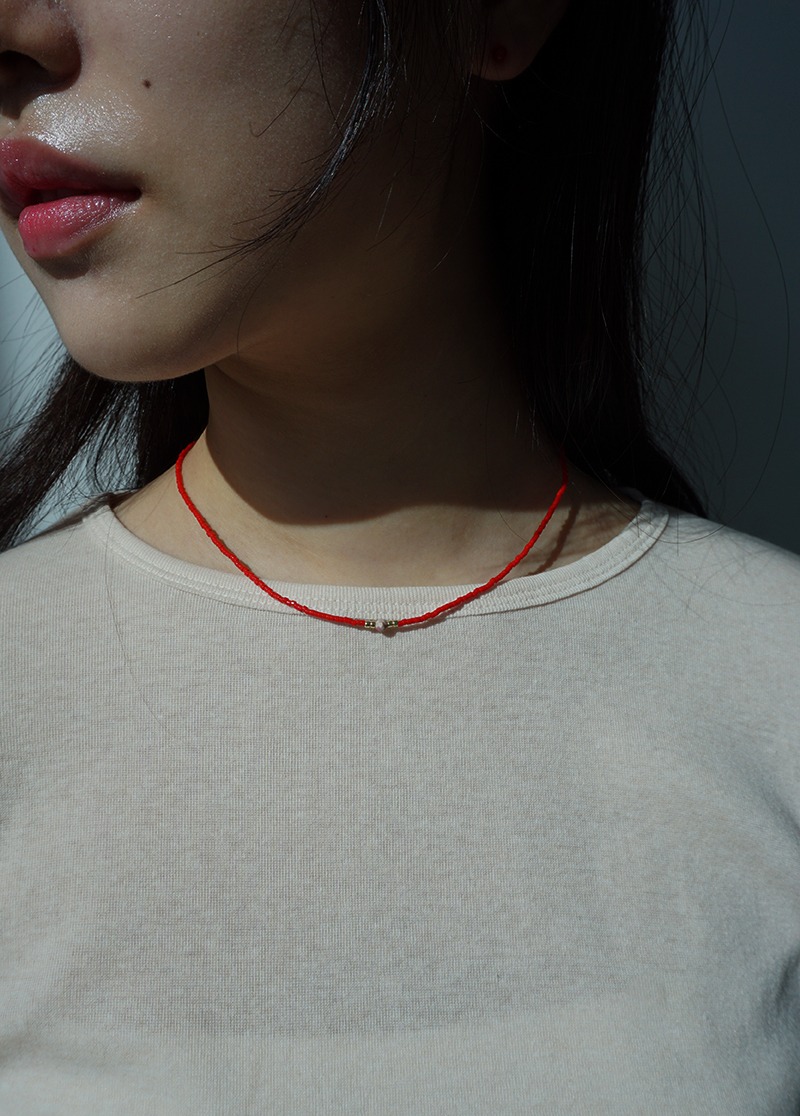 [N637] Rhodolite + Miyuki red necklace / 미니멀 원석 목걸이 시선